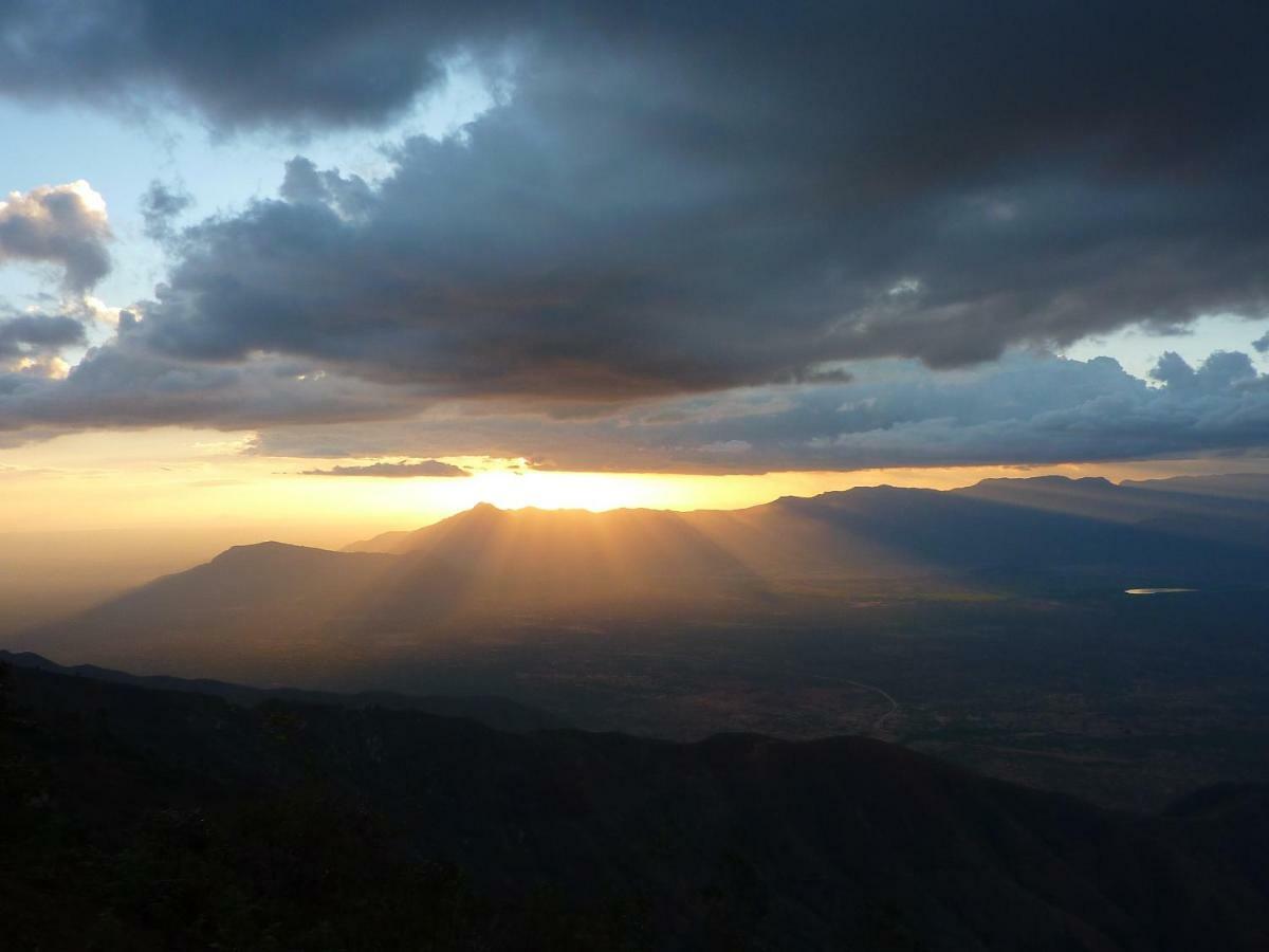 Vila Mambo View Point Ndungu Exteriér fotografie